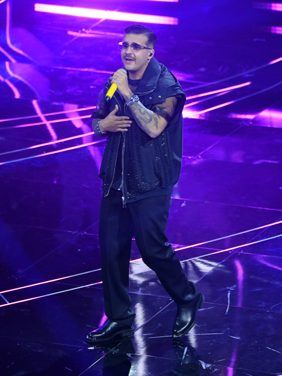 Sanremo 2024 vincitore, broker: Geolier batte Annalisa e Angelina Mango