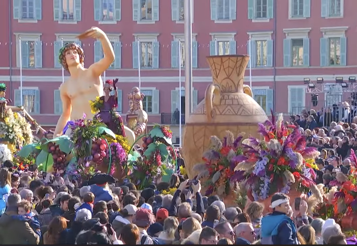 Carnevale di Nizza: una grande festa senza confini Carnevale di Nizza: una grande festa senza confini