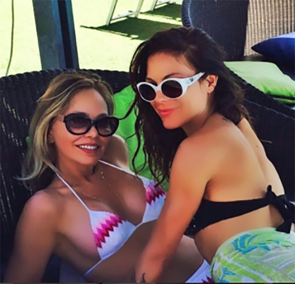 Ornella Muti e la figlia stanno con gli agricoltori: “A Sanremo col trattore”