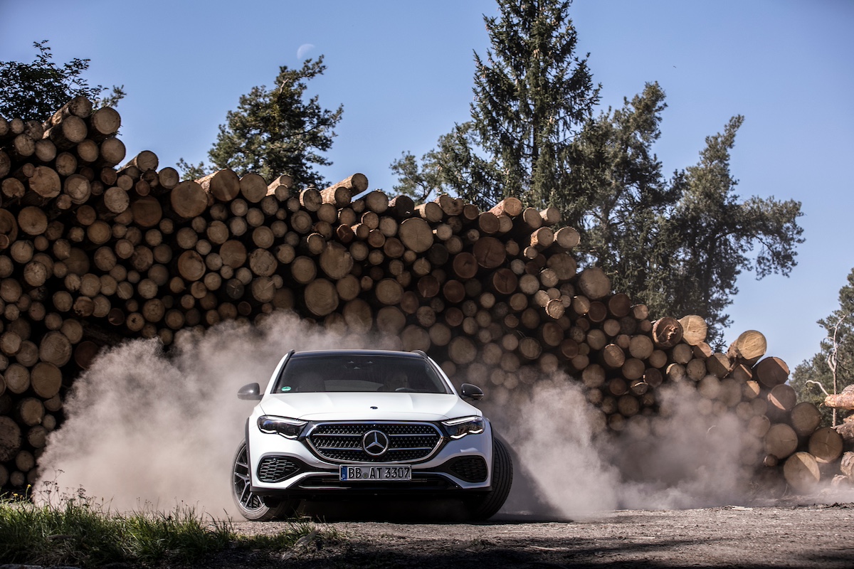 Con la Nuova Mercedes Classe E All-Terrain Plug-In alla scoperta di Solomeo Con la Nuova Mercedes Classe E All-Terrain Plug-In alla scoperta di Solomeo