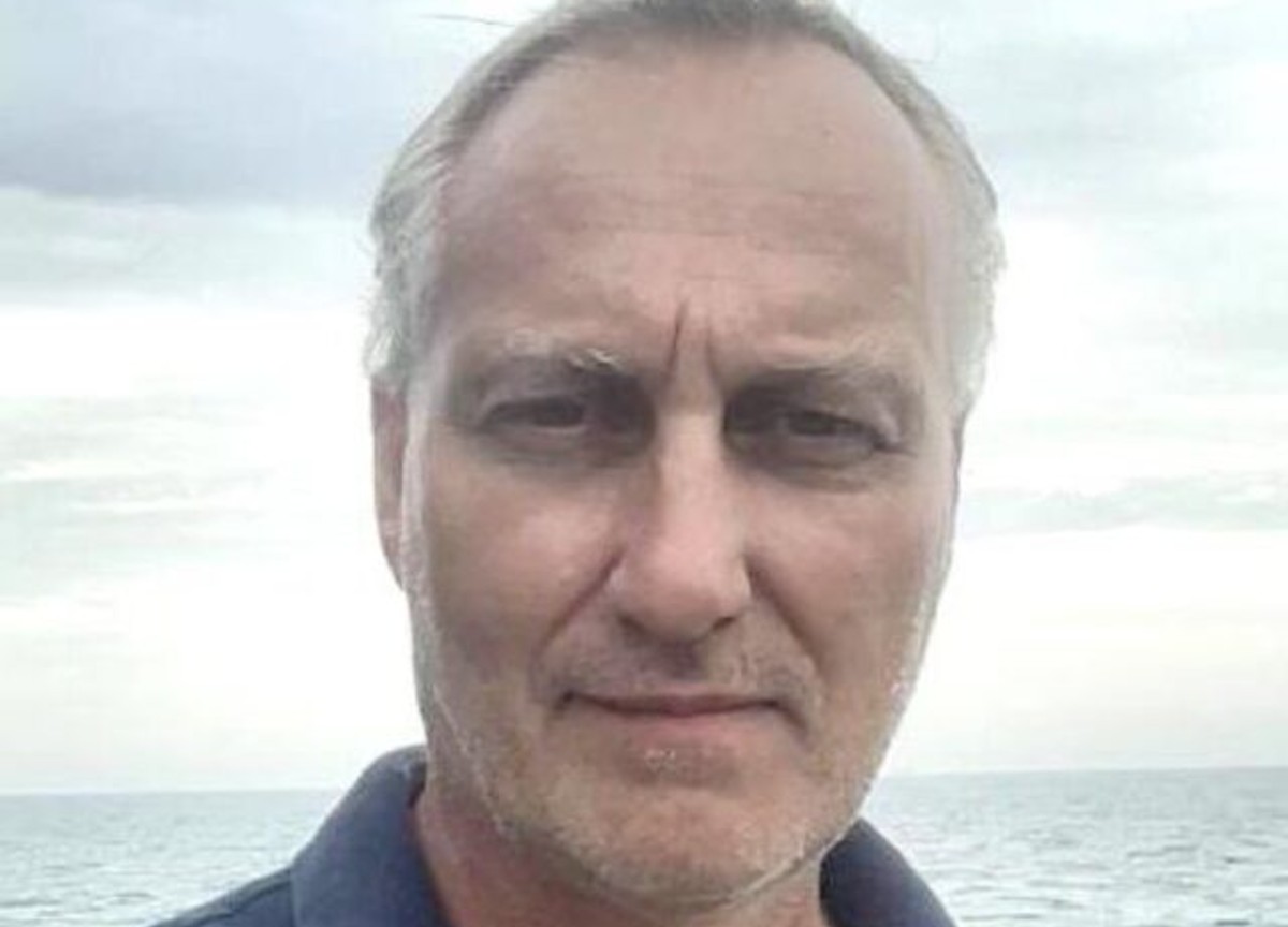 Ucciso da un’onda anomala a Dubai: è il manager aretino Samuel Landi Ucciso da un’onda anomala a Dubai: è il manager aretino Samuel Landi