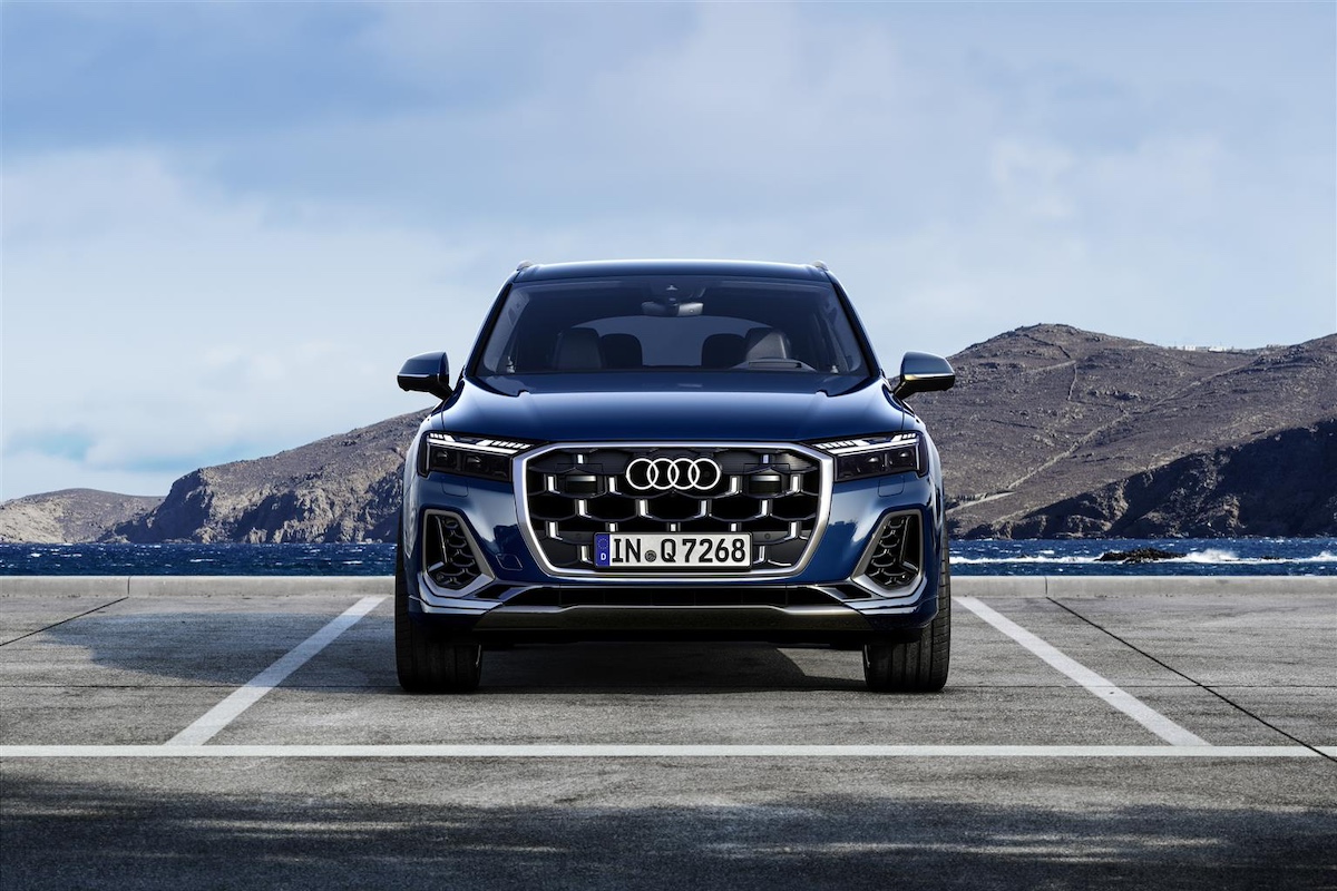 Nuova Audi Q7 e SQ7 TFSI 2024: innovazione e potenza al top di gamma Nuova Audi Q7 e SQ7 TFSI 2024: innovazione e potenza al top di gamma