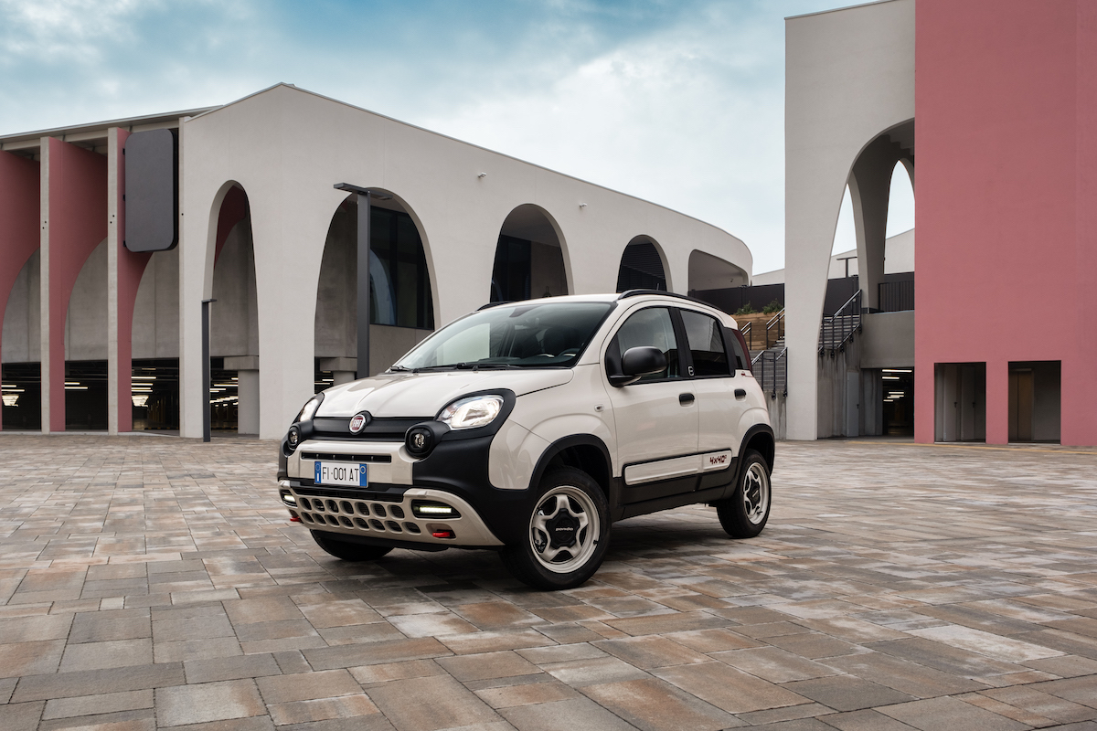 Fiat Panda si rinnova: arriva la nuova Pandina Fiat Panda si rinnova: arriva la nuova Pandina