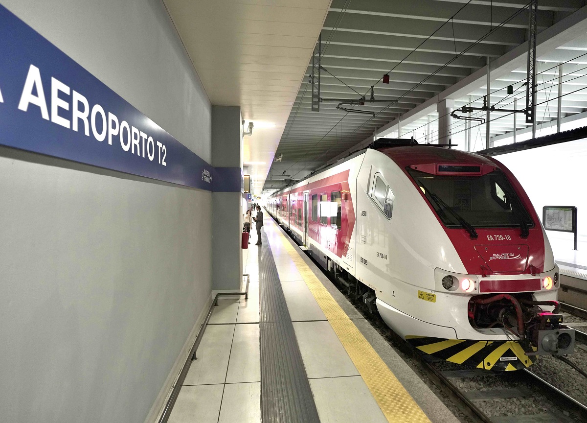 Treni: al via lo sciopero, rischio disagi per i pendolari Treni: al via lo sciopero, rischio disagi per i pendolari