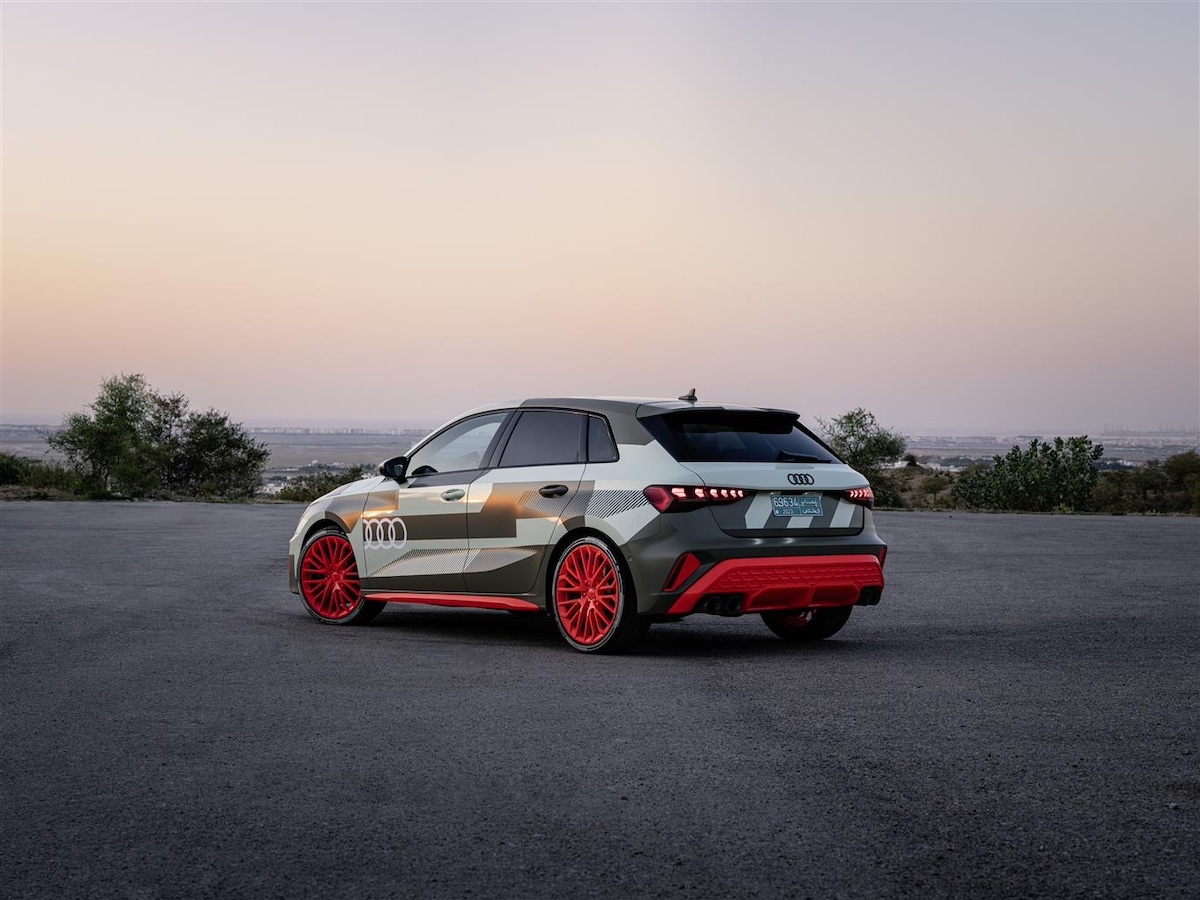 Nuova Audi S3 2024: rivoluzione tecnica e prestazioni al vertice