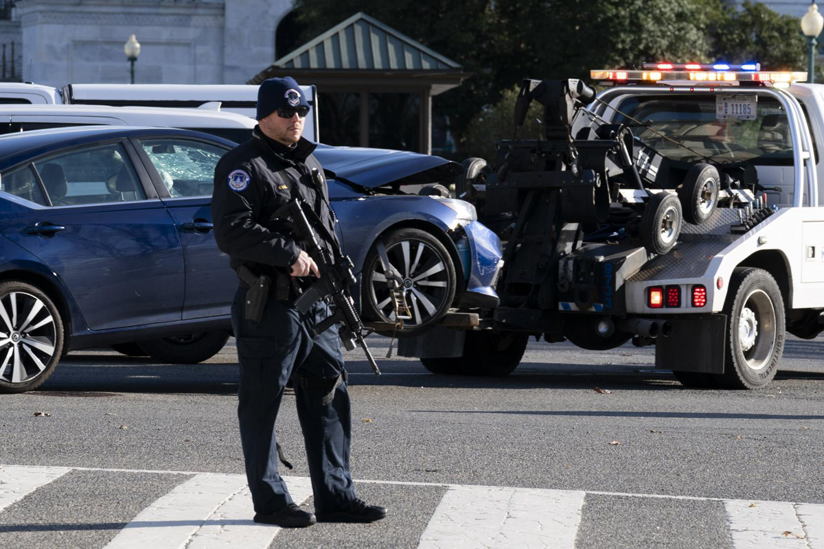 New York, sparatoria in metro al Bronx: un morto e 5 feriti. Killer in fuga New York, sparatoria in metro al Bronx: un morto e 5 feriti. Killer in fuga