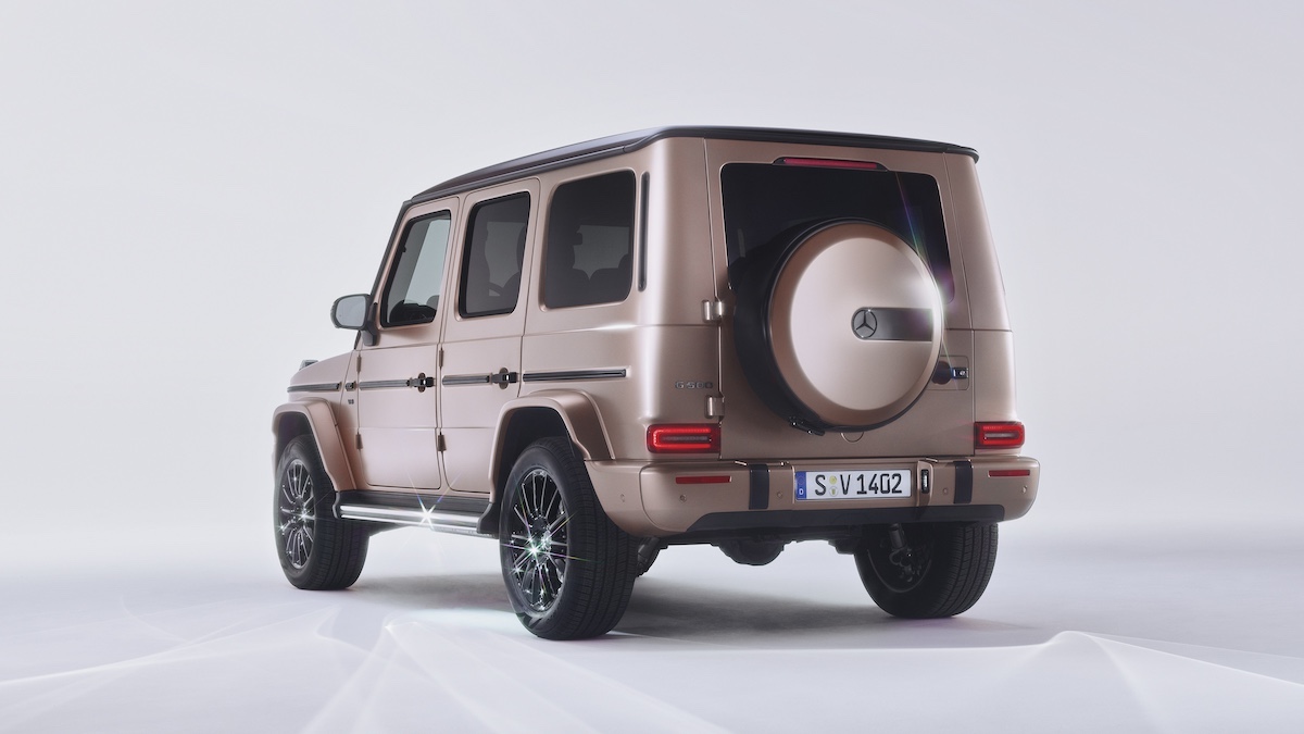 Mercedes Classe G “Stronger Than Diamonds” Celebra l’Amore