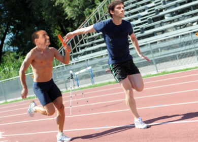 La “pax” dei Berlusconi e le liti degli Agnelli: il romanzo della successione