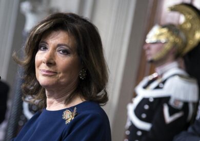 Casellati, il pm archivia l’evasione dei figli perché “di particolare tenuità”