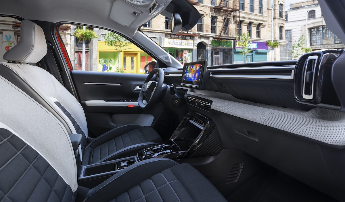 Rivoluzione elettrica Citroën: arriva la nuova ë-C3 con offerte incredibili Rivoluzione elettrica Citroën: arriva la nuova ë-C3 con offerte incredibili