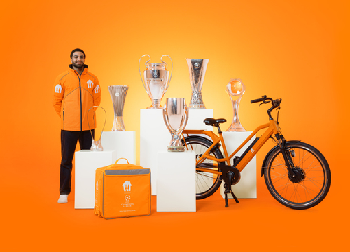Just Eat estende la sua partnership con UEFA Just Eat estende la sua partnership con UEFA