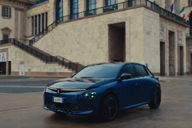 Stellantis, campagna dedicata alla nuova Lancia Ypsilon. Firma 777