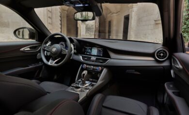 Alfa Romeo celebra l’arte italiana con la serie speciale “Tributo Italiano”