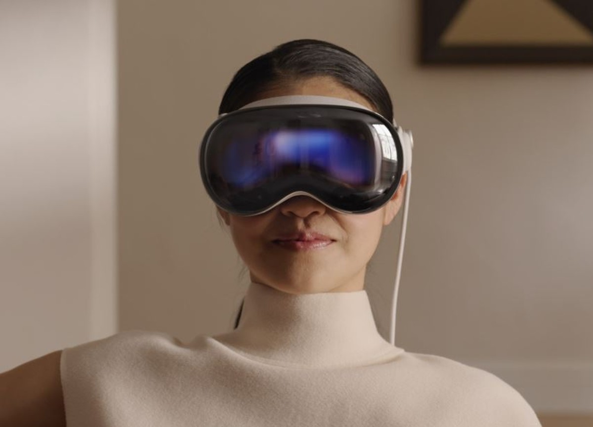 “Male alla testa e…”, Apple fa flop con Vision Pro. Migliaia di resi “Male alla testa e…”, Apple fa flop con Vision Pro. Migliaia di resi
