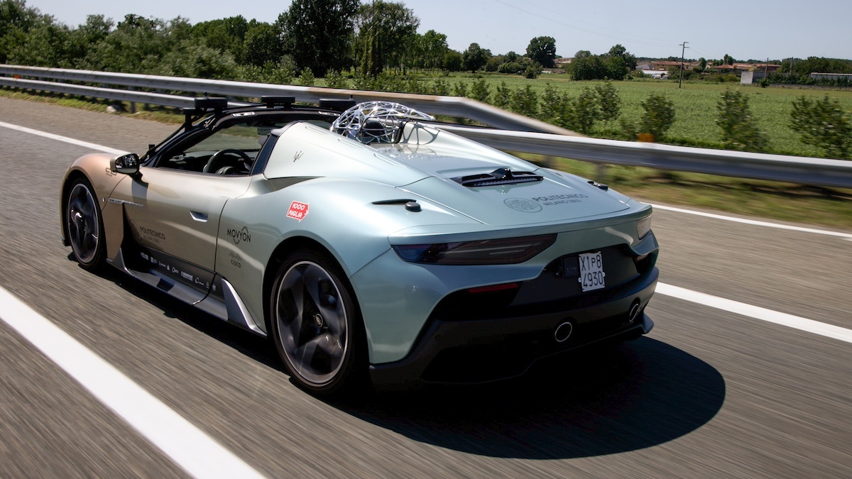 Test di guida autonoma su un tratto dell’A26 baperto al traffico