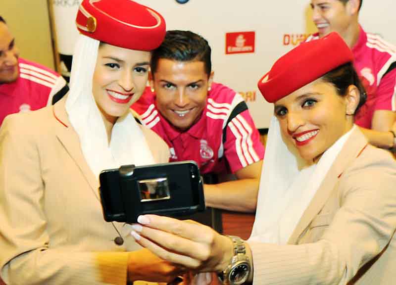 Lavoro, Emirates cerca hostess e steward. A Roma il 18 la nuova selezione Lavoro, Emirates cerca hostess e steward. A Roma il 18 la nuova selezione