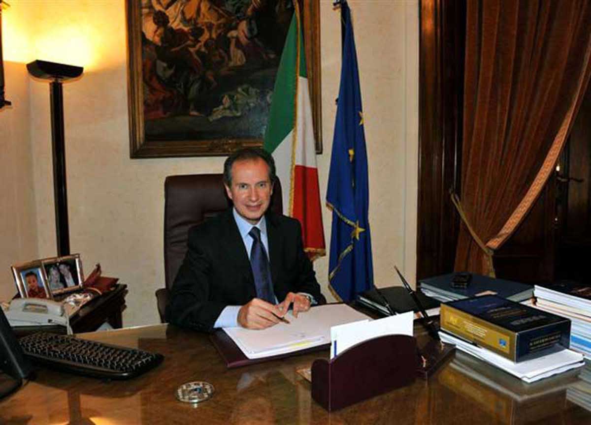 A volte ritornano: Rocca “arruola” alla Regione Lazio il 72enne Silvano Moffa A volte ritornano: Rocca “arruola” alla Regione Lazio il 72enne Silvano Moffa