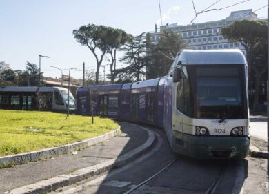 Trasporti Roma, la Soprintendenz dà l’ok: “Sì al tram di via Nazionale”