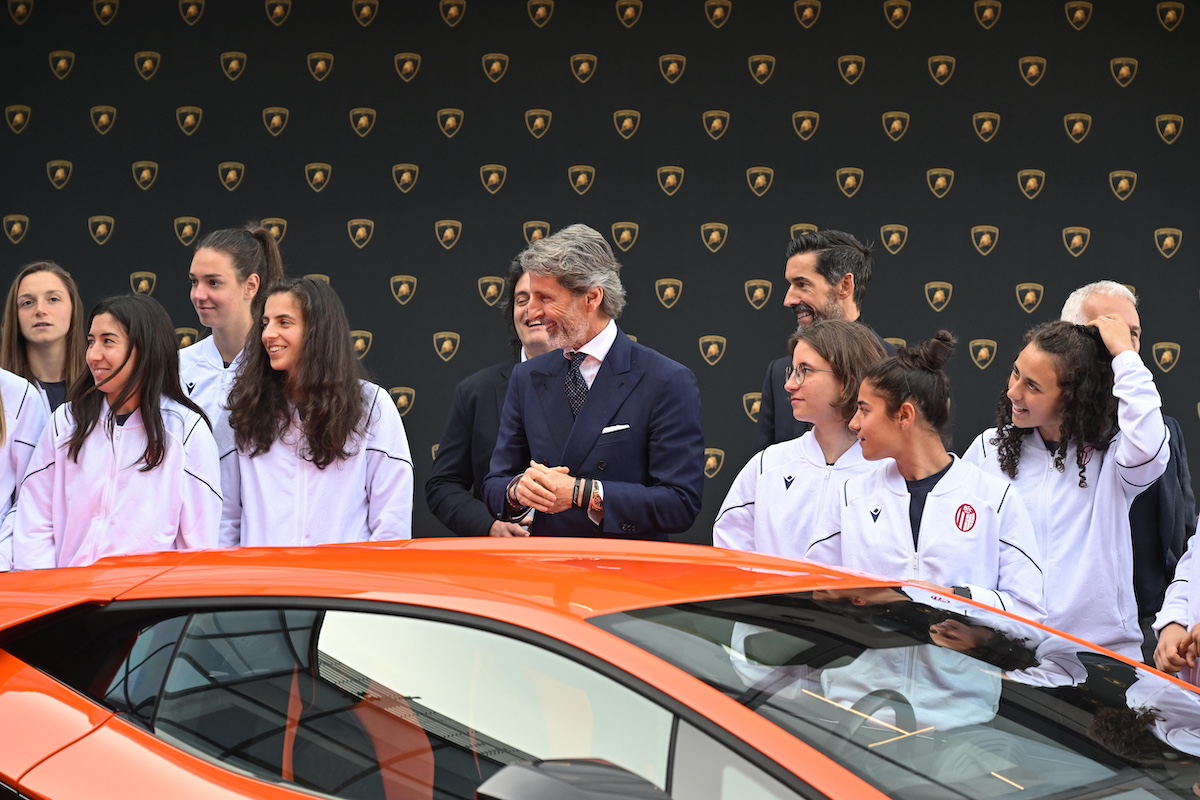 Lamborghini e Bologna FC 1909 Femminile, sponsorizzazione fino al 2025 Lamborghini e Bologna FC 1909 Femminile, sponsorizzazione fino al 2025