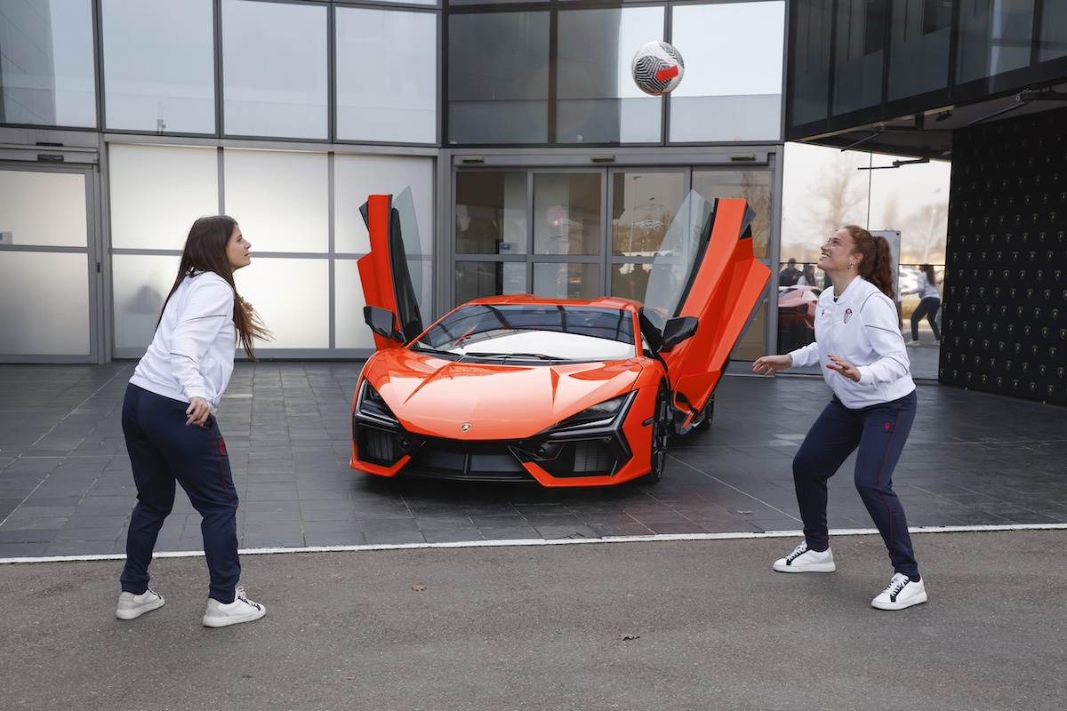 Lamborghini e Bologna FC 1909 Femminile, sponsorizzazione fino al 2025 Lamborghini e Bologna FC 1909 Femminile, sponsorizzazione fino al 2025