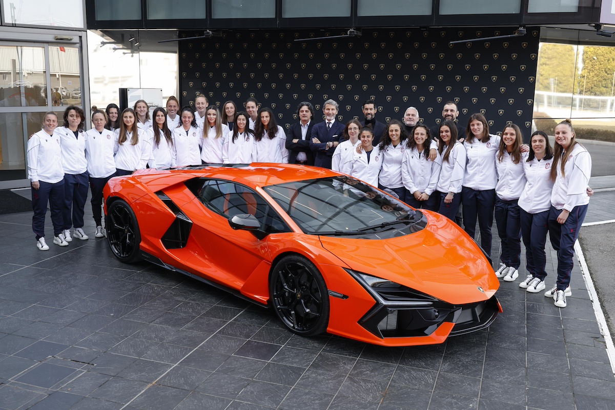 Lamborghini e Bologna FC 1909 Femminile, sponsorizzazione fino al 2025 Lamborghini e Bologna FC 1909 Femminile, sponsorizzazione fino al 2025
