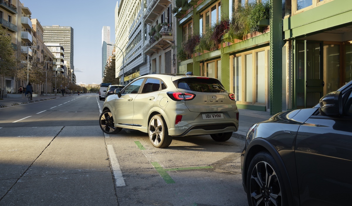 Nuovo Ford Puma, il SUV compatto che  rivoluziona la guida urbana