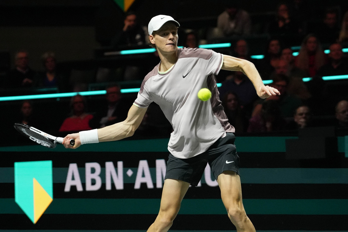 Tennis, Atp Rotterdam: Sinner vince il torneo e diventa il n. 3 al mondo Tennis, Atp Rotterdam: Sinner vince il torneo e diventa il n. 3 al mondo