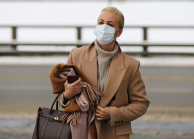 Ex sportellista di banca e musa del leader: chi è Yulia, moglie di Navalny