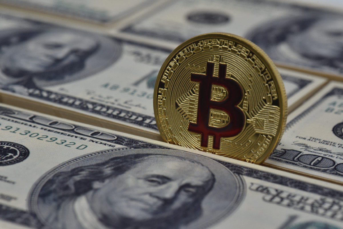 Zero tutele e rischio di perdere tutto. Bitcoin, più pericoli che vantaggi Zero tutele e rischio di perdere tutto. Bitcoin, più pericoli che vantaggi