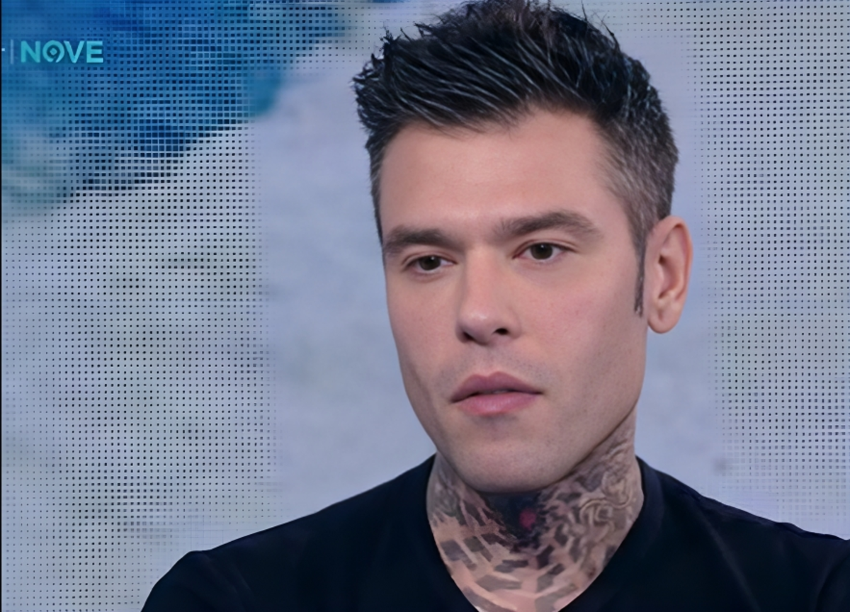 Fedez “nullatenente”, il rapper denuncia il Codacons: “Attacchi strumentali”