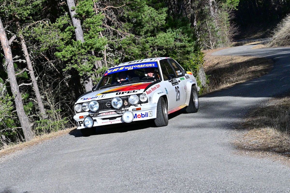 26° Rallye Monte-Carlo Historique: Decremer e Hugo Vincono su Opel Ascona 400