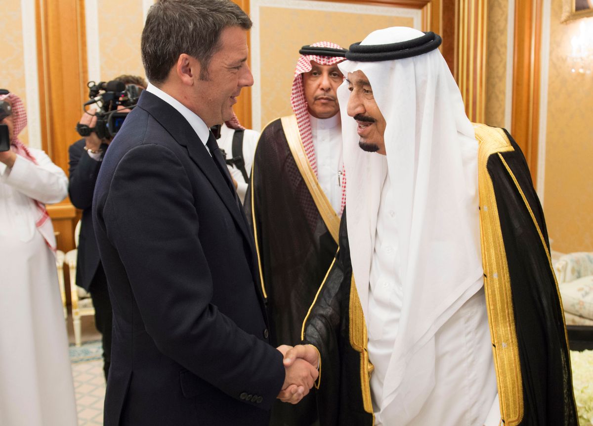Renzi contro Putin per Navalny ma non parla del suo amico bin Salman Renzi contro Putin per Navalny ma non parla del suo amico bin Salman