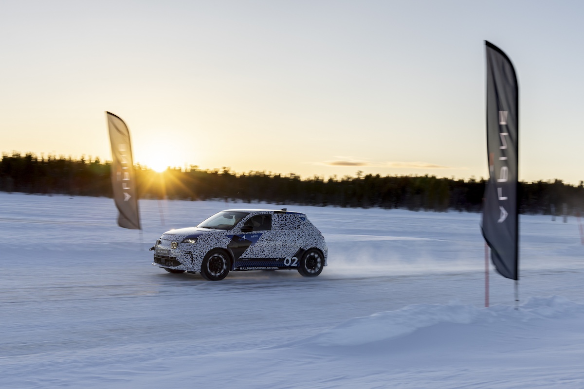 Alpine A290: debutto nei test artici per la City Car elettrica sportiva