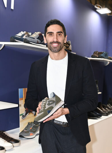 Filippo Magnini celebre nuotatore italiano testimonial di Guardiani