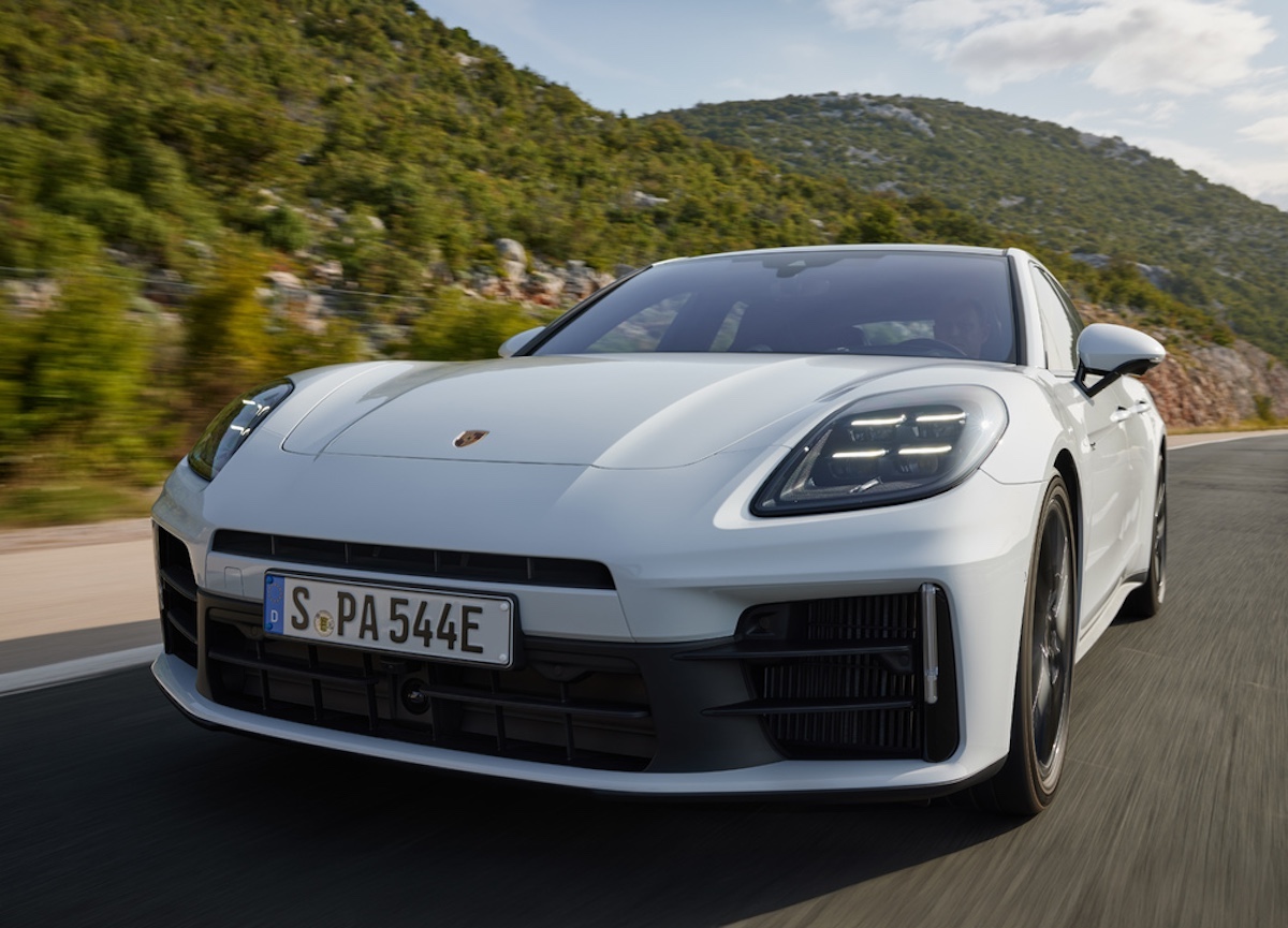 Porsche Panamera 4 E-Hybrid e 4S E-Hybrid: innovazione e prestazioni al top