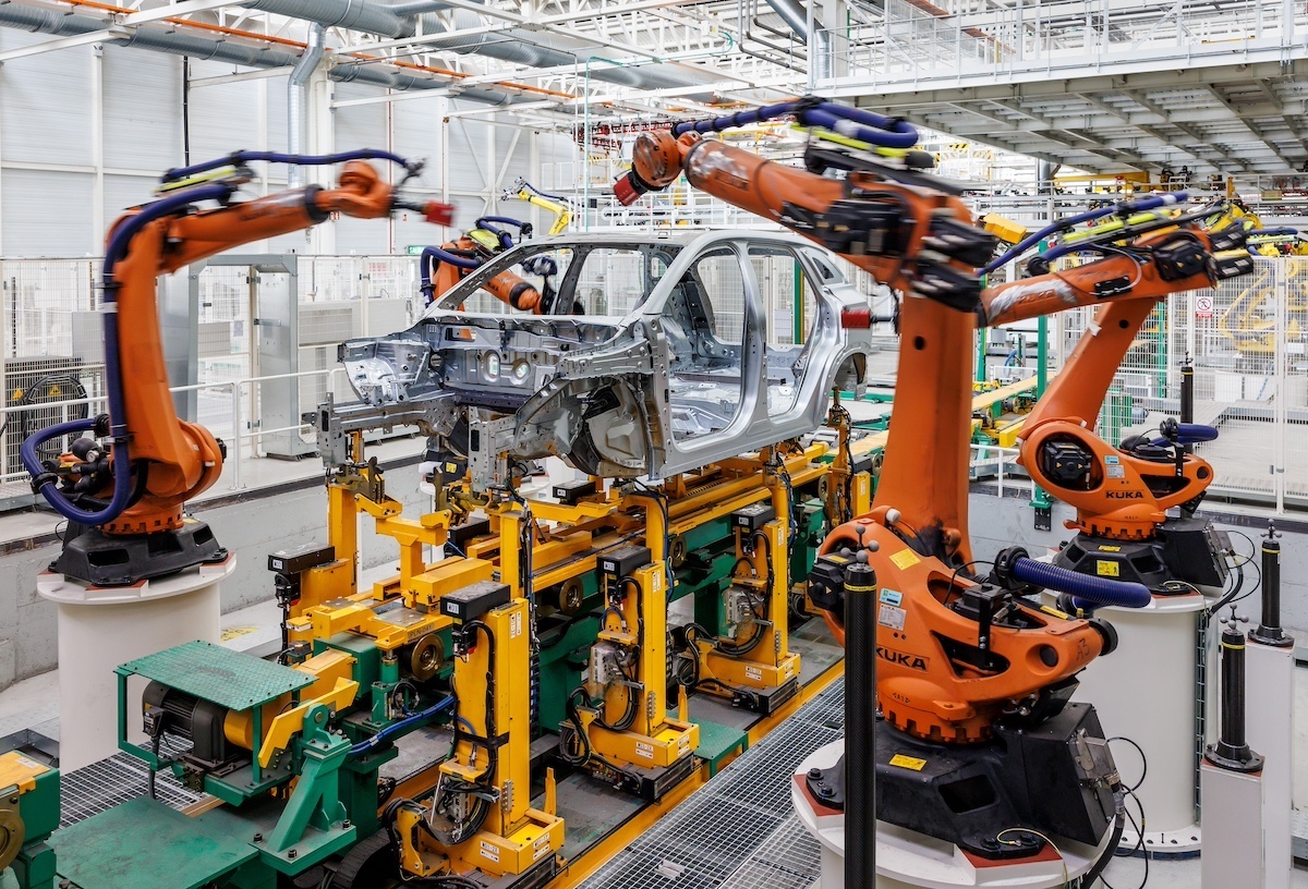 Svolta elettrica in Europa: alleanze inaspettate e sfide competitive Svolta elettrica in Europa: alleanze inaspettate e sfide competitive