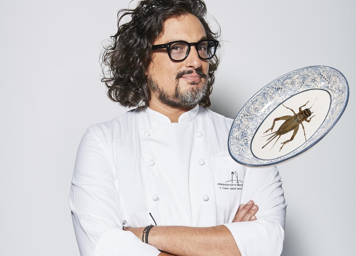 Lo chef Borghese investe nei grilli, la spaghettata di insetti si avvicina Lo chef Borghese investe nei grilli, la spaghettata di insetti si avvicina