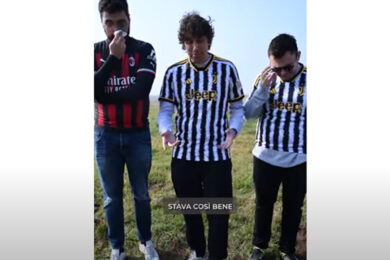 Autogol, ‘Funerale dello scudetto’. Il video che seppellisce Milan-Juventus