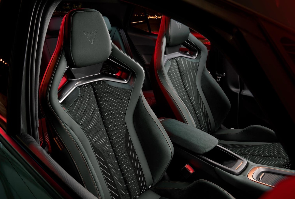 CUPRA Born VZ 2024: innovazione e prestazioni nel nuovo modello elettrico