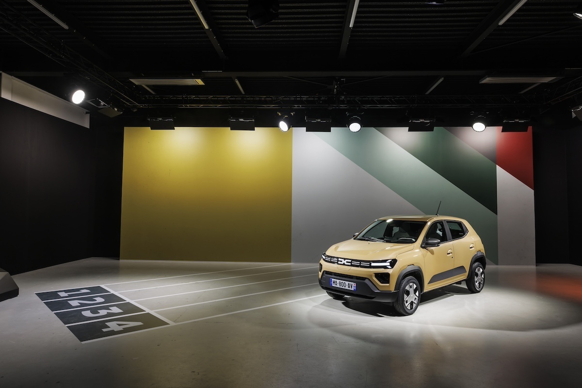 DACIA presenta Nuova Spring 100% elettrica DACIA presenta Nuova Spring 100% elettrica
