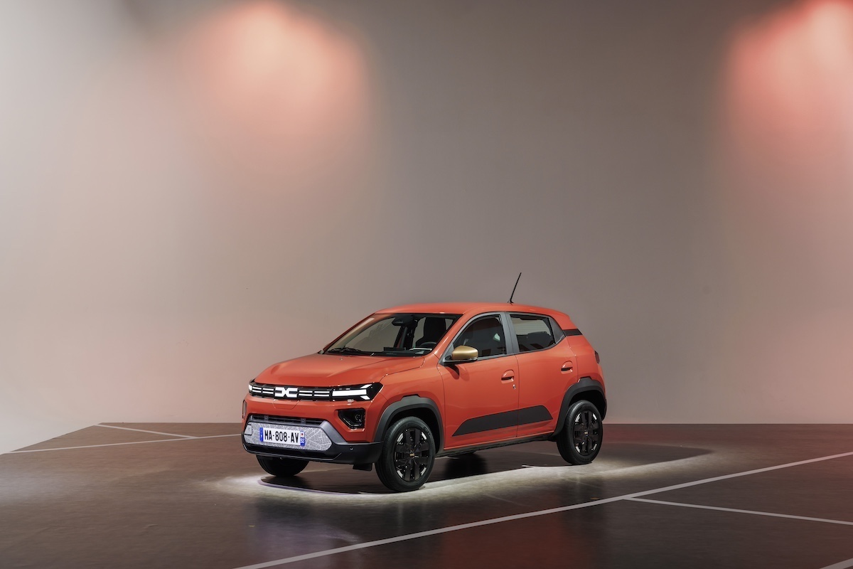 DACIA presenta Nuova Spring 100% elettrica DACIA presenta Nuova Spring 100% elettrica