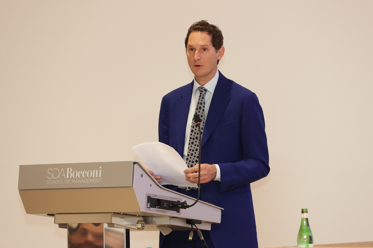 Agnelli, servitù part-time e prete che non la ricorda. Marella, nodo Svizzera Agnelli, servitù part-time e prete che non la ricorda. Marella, nodo Svizzera