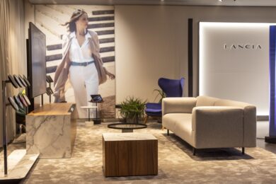 Nuova Lancia Ypsilon Cassina: rivoluzione elettrica e design italiano