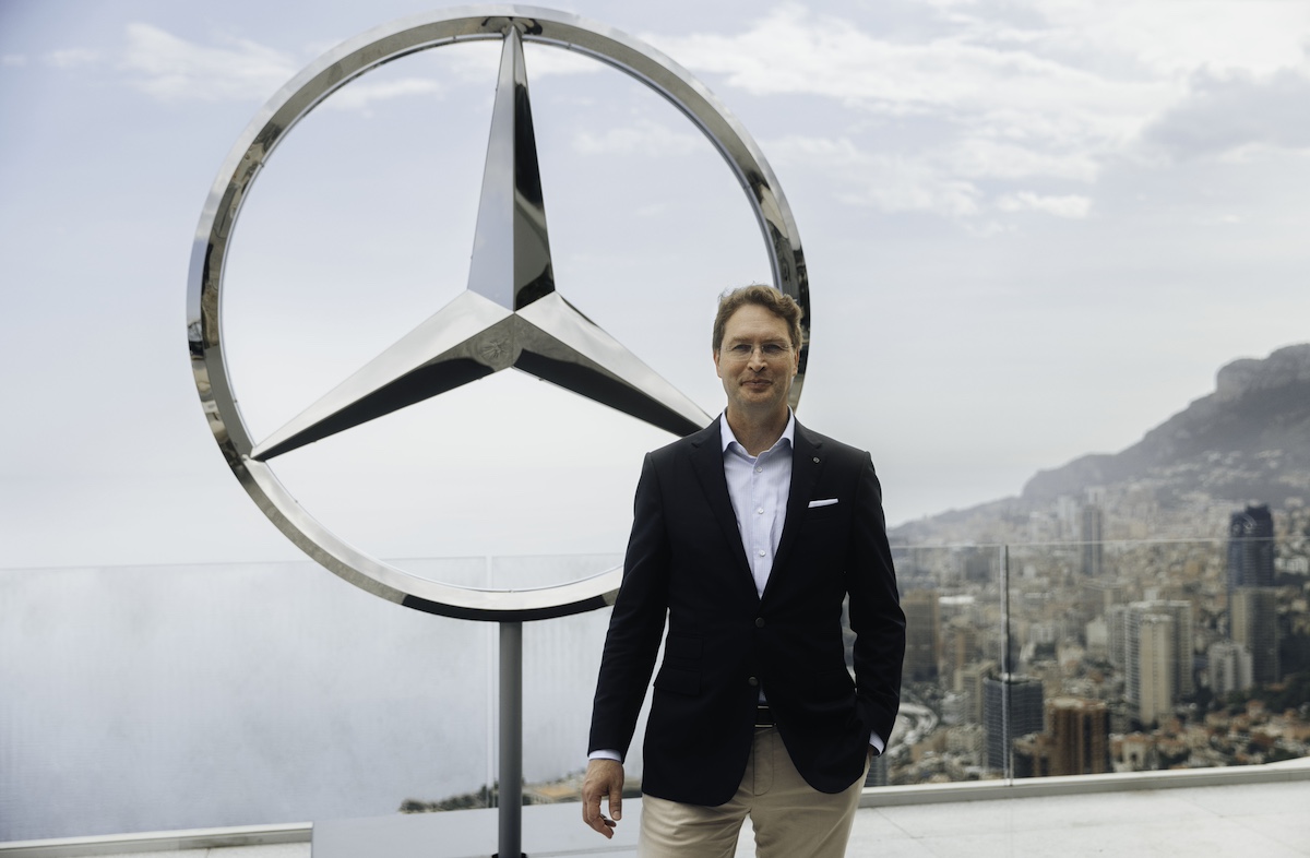 Mercedes- Benz, bene il 2023 grazie a “lusso” e attenzione ai costi Mercedes- Benz, bene il 2023 grazie a “lusso” e attenzione ai costi