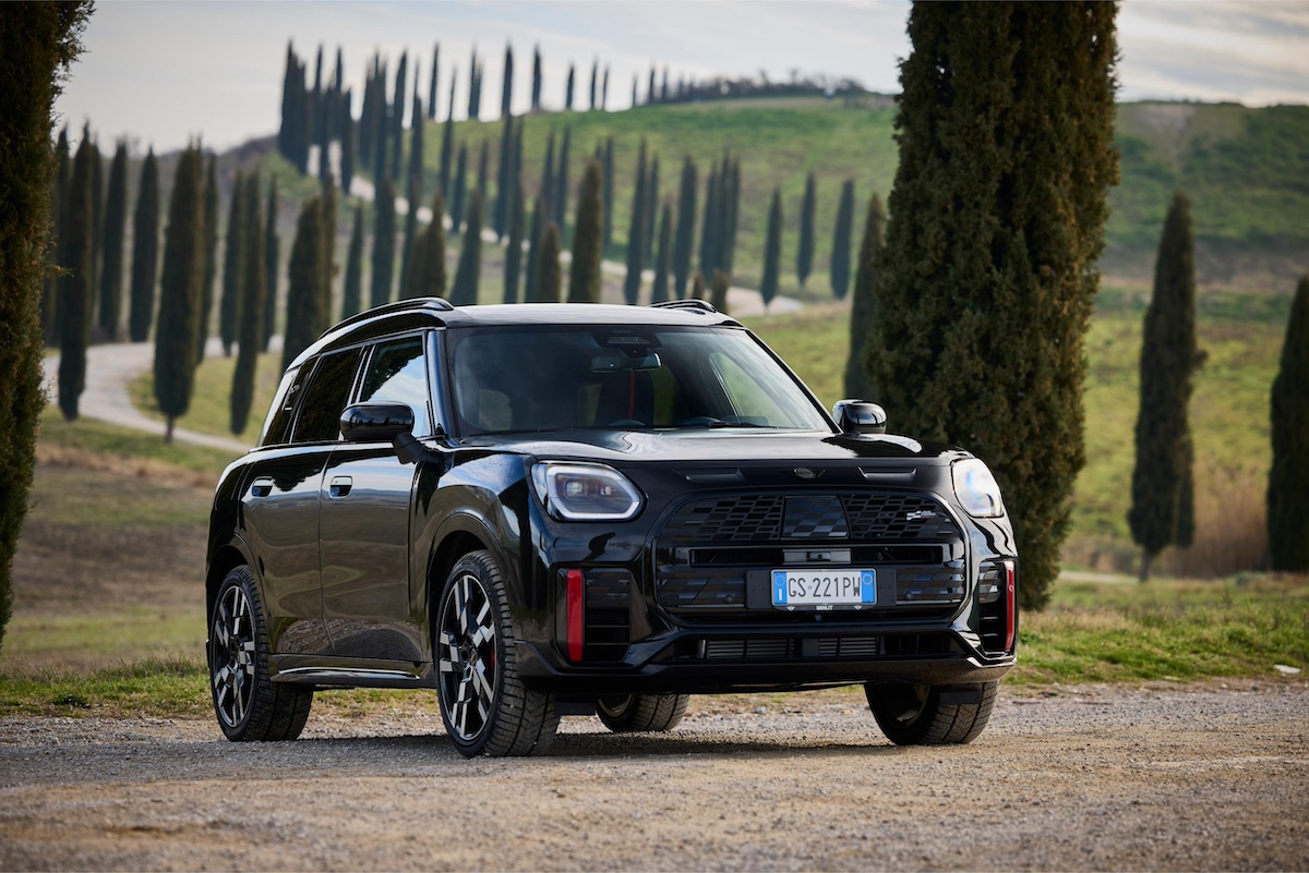 Nuova MINI John Cooper Works Countryman: prestazioni e stile al top