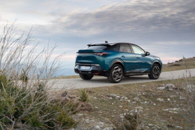 Nuovo PEUGEOT E-3008: prezzi più accessibile con gli incentivi statali