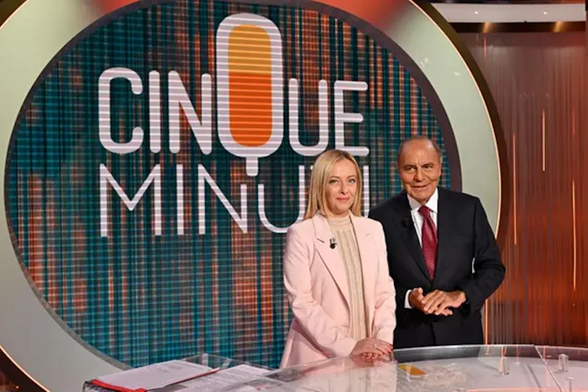 Ascolti tv, campanello d’allarme per Meloni. Vespa cala con la premier Ascolti tv, campanello d’allarme per Meloni. Vespa cala con la premier
