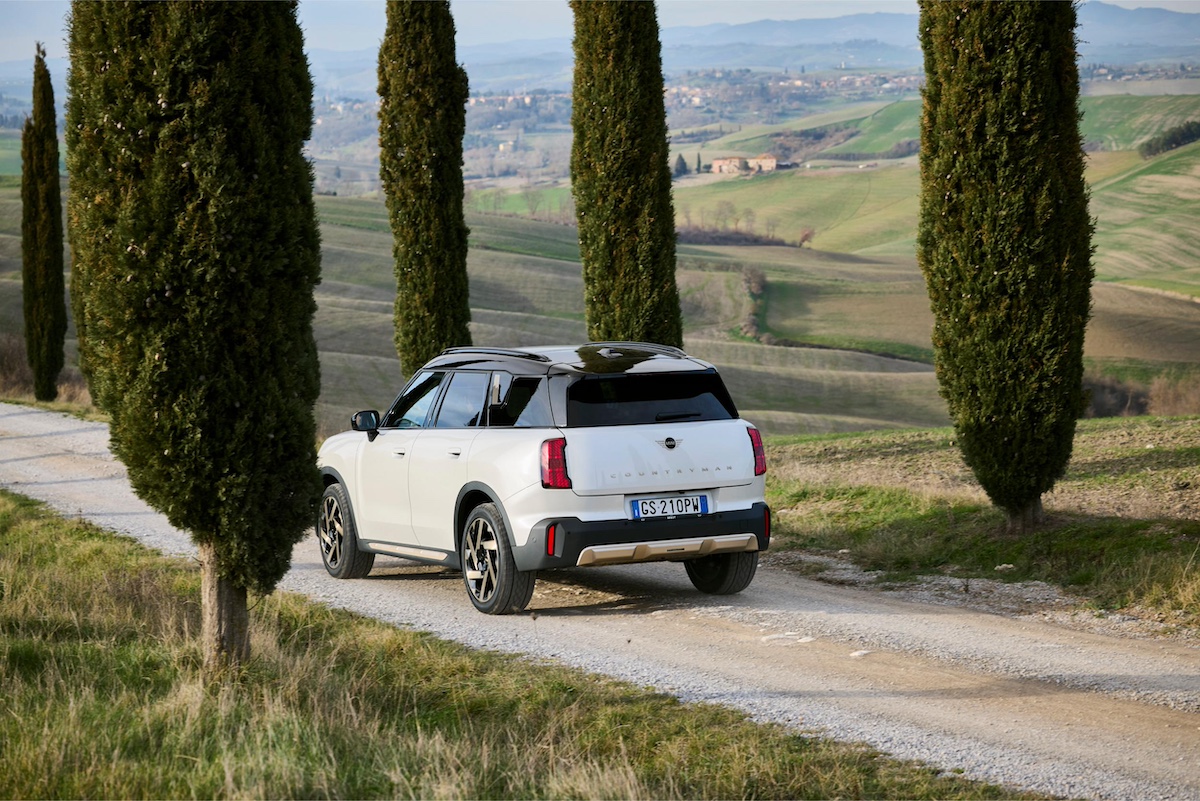 Con la Nuova MINI Countryman C: tra le colline del Chianti Con la Nuova MINI Countryman C: tra le colline del Chianti