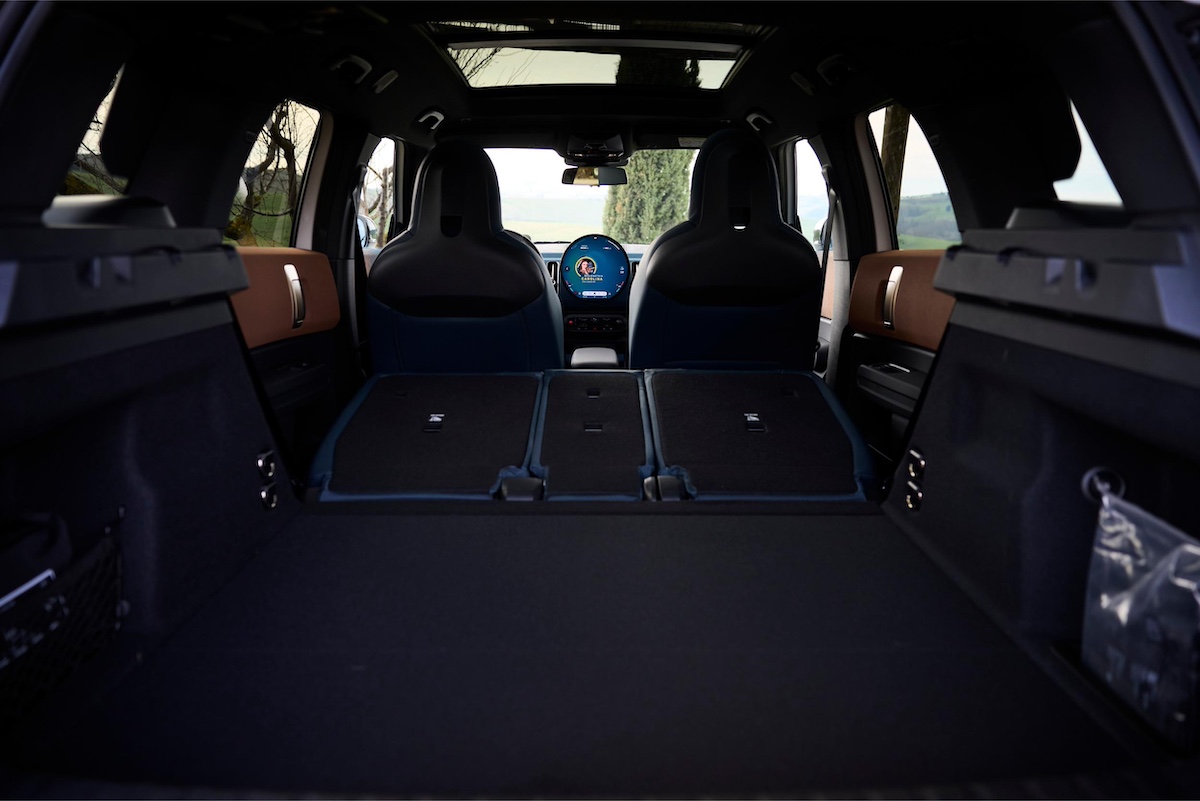 Con la Nuova MINI Countryman C: tra le colline del Chianti Con la Nuova MINI Countryman C: tra le colline del Chianti