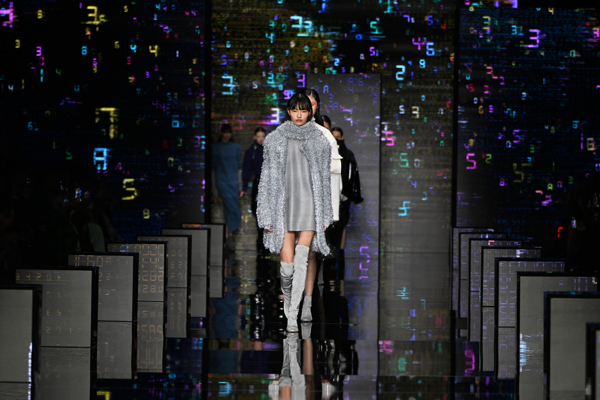 Anteprima la creatività e l’eleganza attraverso il digitale. Anteprima la creatività e l’eleganza attraverso il digitale.